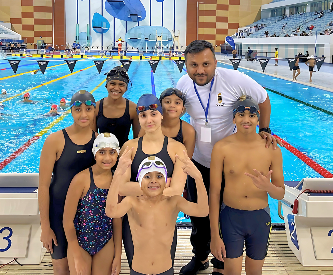 INTERMEDIATE SWIMMING SQUAD